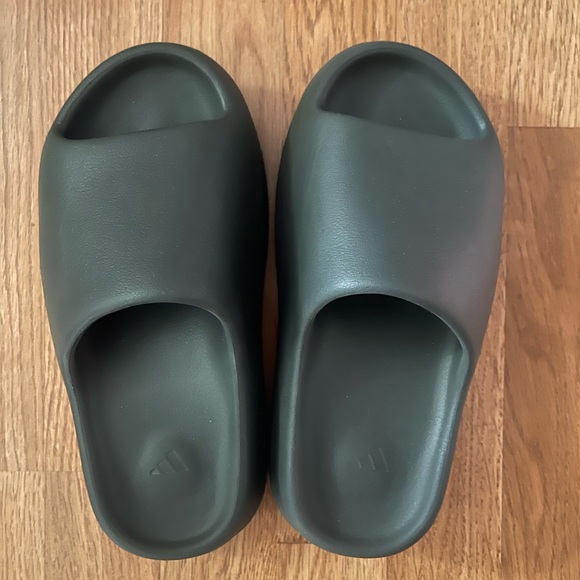 Other - Yeezy Slides